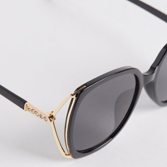 TORRID Side Vent Rhinestone Square Smoke Lens NEW - Picture 3 of 3